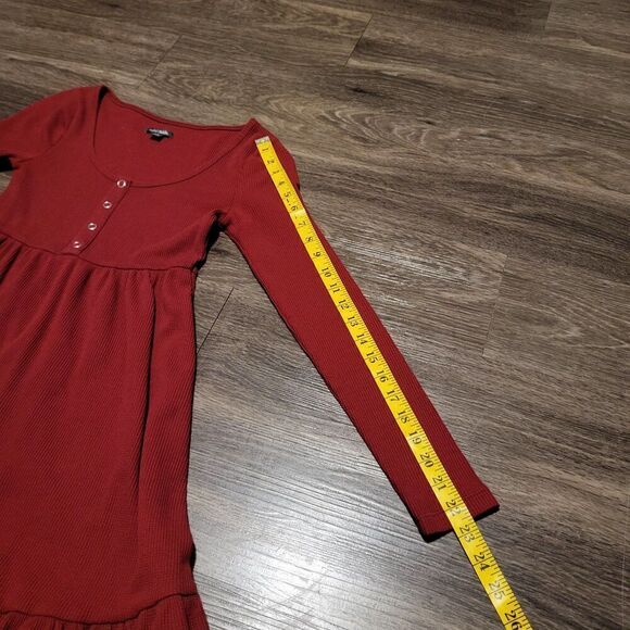 Wild Fable Holiday Crimson Long Sleeved Waffle Knit Dress Like New Women's XS - Picture 7 of 8